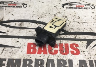 Debitmetru aer Cod: 8570107-02 BMW Seria 5 G30/G31 [2016 - 2020] Touring wagon 520 d Steptronic (190 hp) De Europa