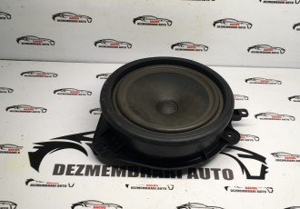 Difuzor portiera fata AUDI A3 II 8P1 2003 - 2013 1.4 TFSI CAXC, CMSA VAG 8P0035411C
