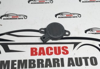 Difuzor senzori parcare Nissan Qashqai 1.3 benzina 103 Kw / 140 Cp cod motor HR13 an 2014 cod 256506024R