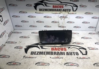 Display BMW F30 /F 31 cu defect