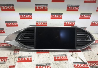 Display navigatie Peugeot 308 2019 cod 982847698000