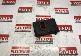 Droser Adaptiv Xenon VW Tiguan / EOS / Audi Q3 / Skoda Superb Cod 8U0941329