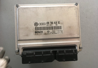 Ecu calculator motor VW Passat 1.8t awt 4b0906018dc 0261207636