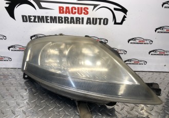 Far dreapta Citroen C3 2004 cod 9647214180