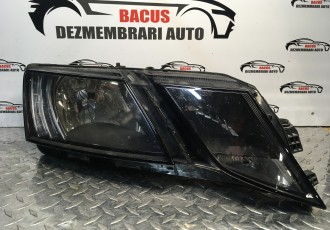 Far dreapta cu finitie neagra SKODA Octavia III Variant 5E 2012-2019 cod- 5e1941016c