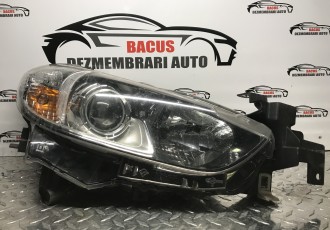 Far dreapta cu lupa Mazda 6 an 2016 cod GHR451030
