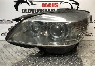 Far dreapta cu lupa Mercedes C Class W204 2007-2010 a 204 820 31 59 a2048203159