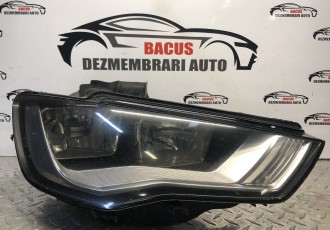 Far Dreapta Halogen Audi A3 8V - Benzina 2014, 8V0941004A / CU URECHE RUPTĂ
