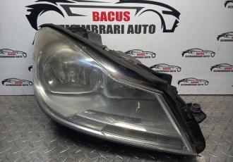 Far Dreapta Mercedes C Class W204 Facelift Cod A2048205259 cu defect