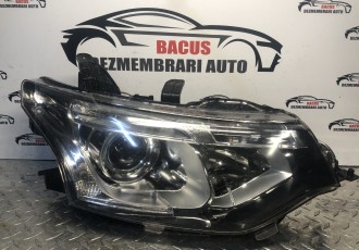 Far dreapta Mitsubishi Outlander III 2012 - 2015 SUV 4 Usi Xenon 