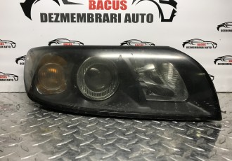 Far dreapta VOLVO S40 2004-2007 COD- 30698880