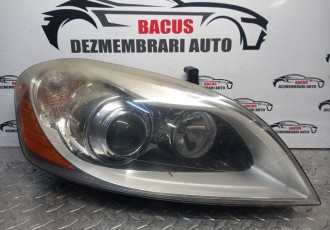Far dreapta xenon 9 pini RHD Volvo XC60 an-2012 cod- 30763138
