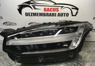 Far fata stanga cu defect LED ACTIV RHT LHS Volvo xc90 cod- 31677038 cu defecte