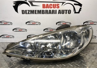 Far stanga complet Peugeot 206 2006 9660535680