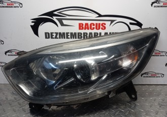 Far stanga cu lupa pentru Renault Captur an 2014-2017