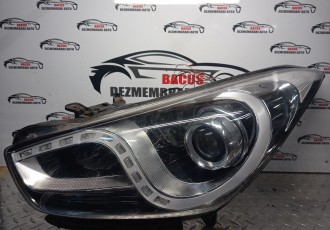  Far stanga cu lupă și halogen Hyundai i40 2010-2015 cod- 92101 3z095