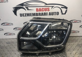Far Stanga Dacia Duster Facelift 2014 - 2017 SUV 4 Usi Fara xenon 260609911r cu defect