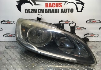 Far stanga fata halogen Volvo S60 V60 2014-2018 31358100