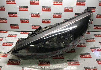 Far Stanga Ford Focus 3 Facelift Dupa 2015 Cod F1EB-13W030-SB