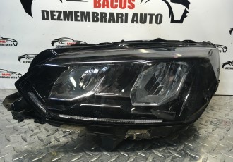 Far stanga led Peugeot 2008 dupa 2019 cod 9833036380 cu defect
