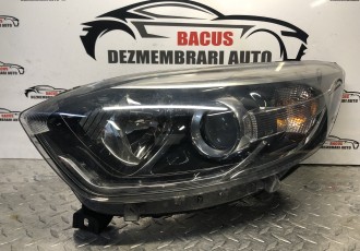 Far stanga lupa Renault Captur 2014 01HC01HR URECHI RUPTE
