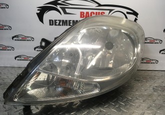 Far Stanga Opel Vivaro 2013 cod: 8200701366 / 93859834