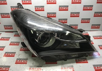 Far stânga original toyota corolla 2007-2010 cod 99226-81017