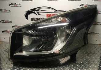 Far stanga Renault Trafic 3 2014-2019 cod 260605173R cu defect