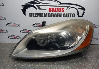 Far stanga Xenon Volvo XC60 cod 30763138