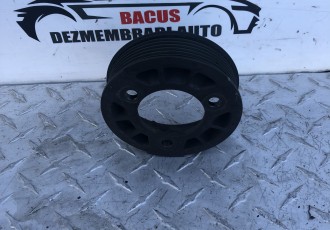 Fulie pompa apa Renault Nissan ,1.6 DCI COD- 210511238R / 2014