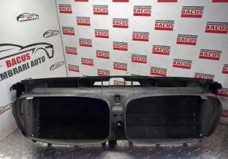 Grila activa superioara hota clapete Bmw seria 5 F10 F11 cod 720078716