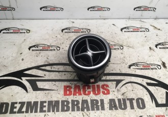 Grila aer bord avand codul pentru MERCEDES BENZ B-CLASS W246 2016 cod- A2468304100	
