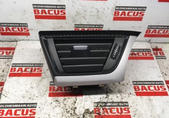 Grila aer bord BMW F30 cod: 9231995 09