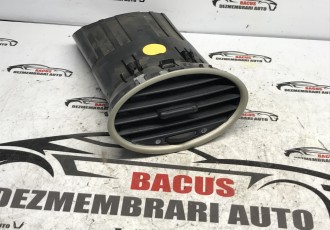 Grila aer bord centrala, Ford Focus 2 cod 4M51-A014L21-AD