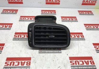 Grila aer bord dreapta Vw Polo 6R COD 6R0819704