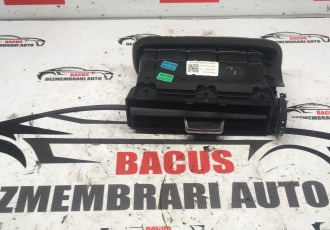 GRILA AER BORD NISSAN QASHQAI J12 COD- 68751-6UA0A 
