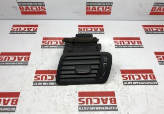 Grila aer bord stanga Vw Passat B6 Cod 3C1819701F