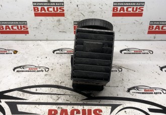 Grila aer bord VW Transporter T5 7H0815705A