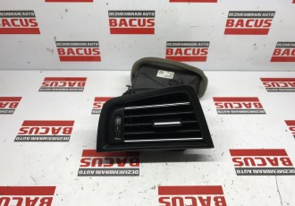Grila Aer Dreapta Pasager BMW Seria 5 F10 / F11 Cod F3916688911 	