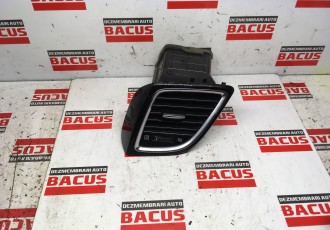 Grila aer stanga bord Mazda 3 an 2015