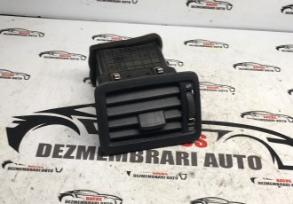 Grila Aer Ventilatie Dreapta Bord Hyundai Tucson 2004 - 2010 Cod 97490-2E000