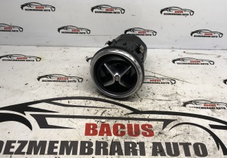 Grila aerisire bord Mercedes-Benz GLA-Class (2013->) [X156] 2016, A1568300054