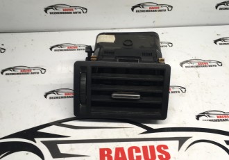 Grila aerisire bord stanga Ford C-max cod: 3m51 r018b09