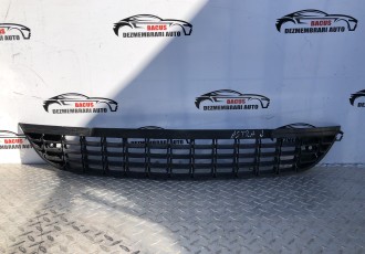 Grila bara fata centrala, Opel Astra J  2009, cod 13266567