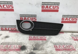 Grila bara fata dreapta Audi A5 - Cod: 8T0807682RH
