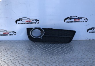 Grila bara fata dreapta Audi A5 - Cod: 8T0807682RH