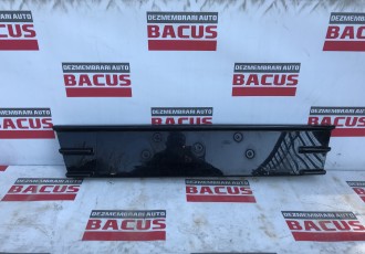 Grila Bara Fata Ford Kuga 2015