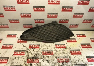 Grila bara fata Mercedes W176 cod: a1768850322 A-Class W176(2013-2018)