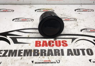 Grila Bord Dacia LOGAN II 2012 COD- 687608758r