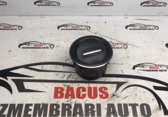 Grila Bord Dacia LOGAN II 2012 COD- 687608758r